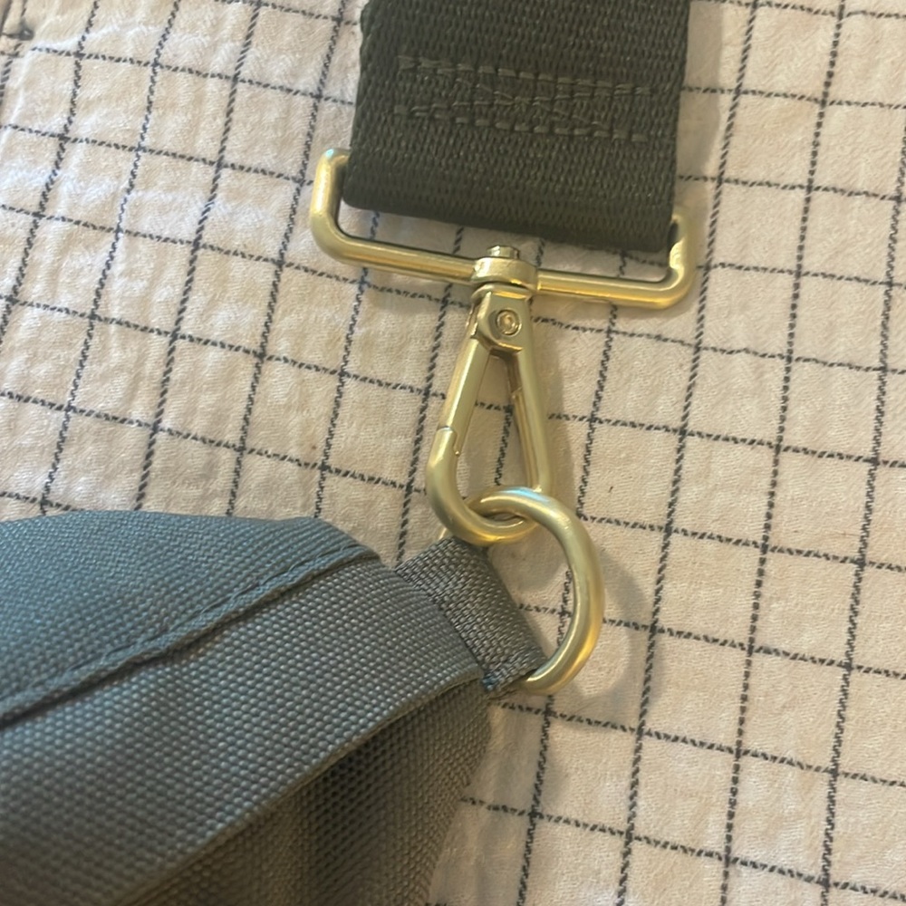 Canvelle Classic Fanny Pack - Picture 3 of 6